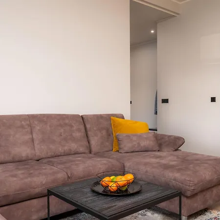Ringi Heritage Old Town Residences - The Brick & Beam - Terrace & Parking Parnu